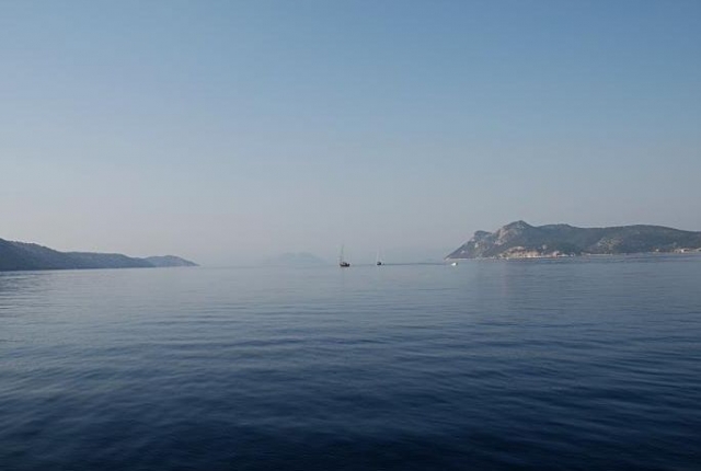  Sailing with a professional skipper